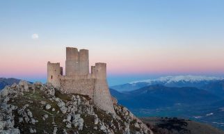 Castillo-Italia-montana